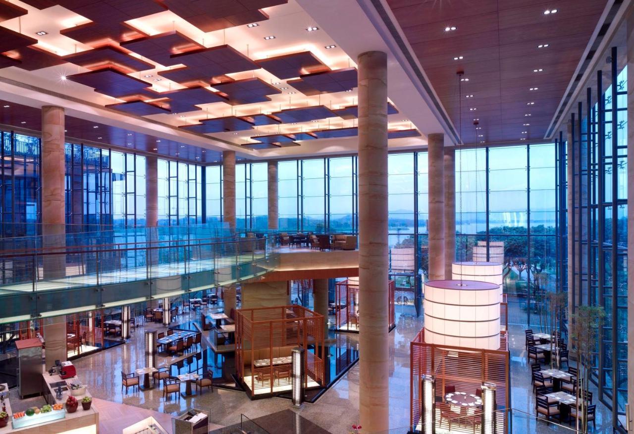 Отель Hyatt Regency Dongguan Дунгуань Экстерьер фото