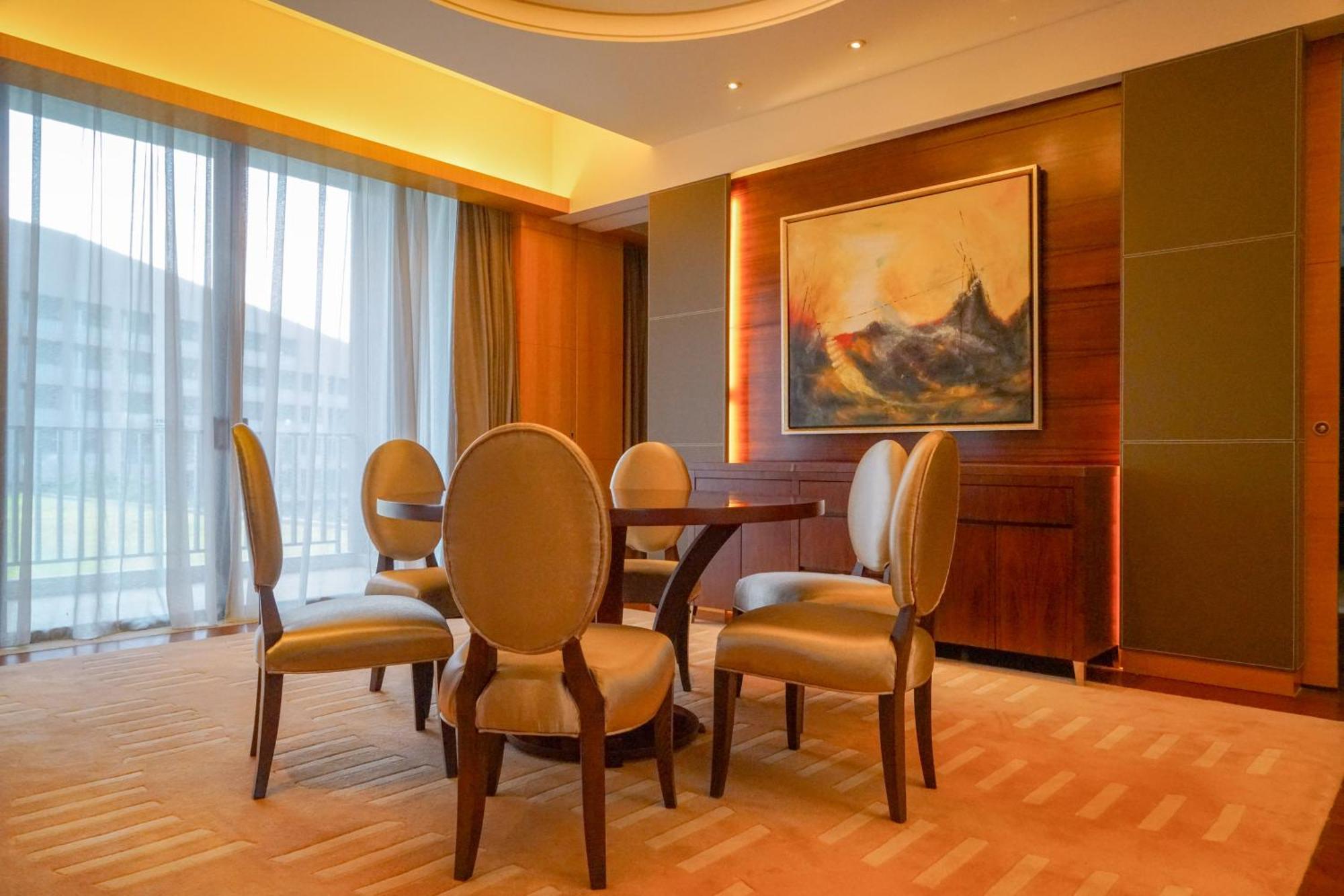 Отель Hyatt Regency Dongguan Дунгуань Экстерьер фото