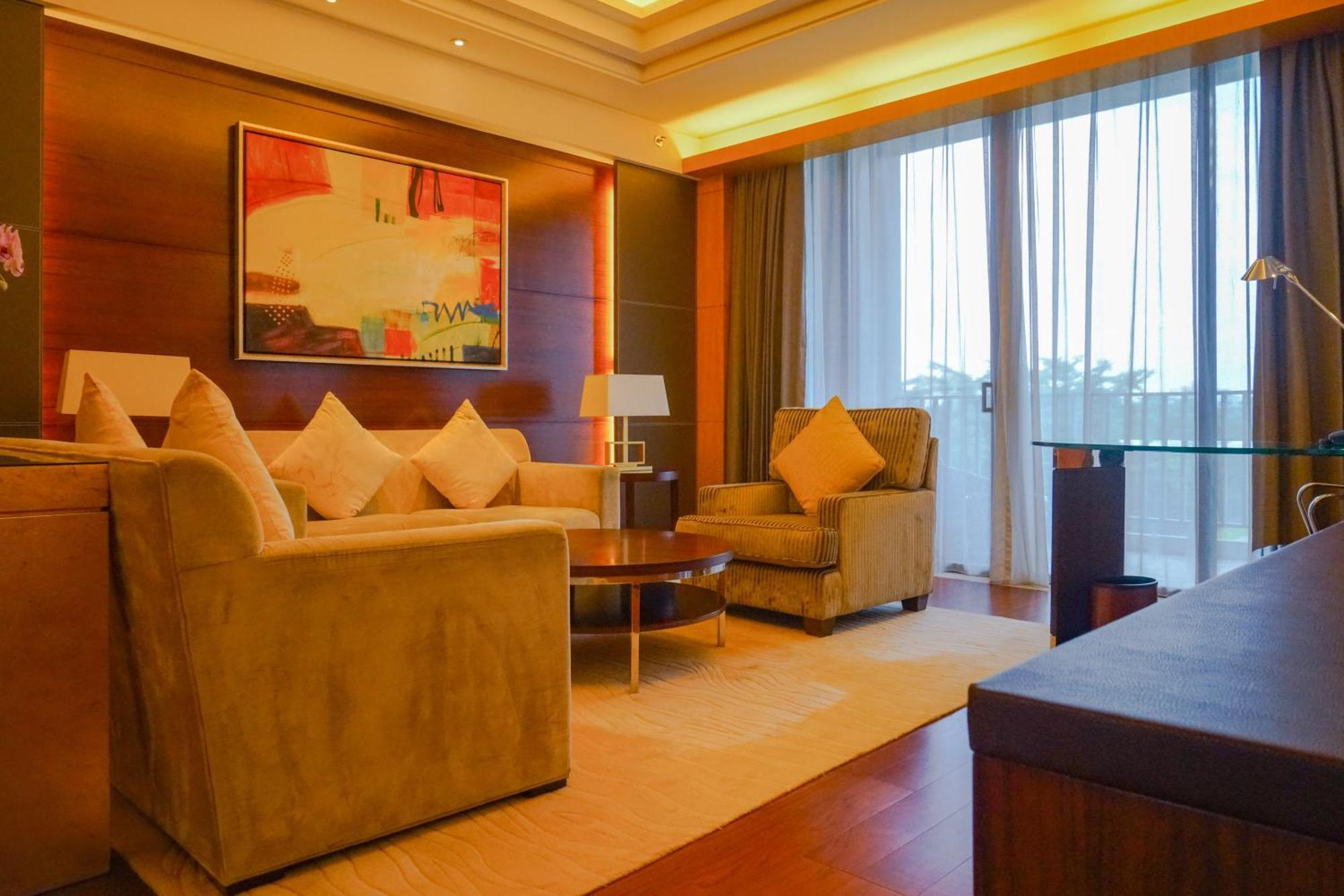 Отель Hyatt Regency Dongguan Дунгуань Экстерьер фото